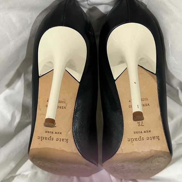 Kate Spade Leather Stiletto High Heels with Crystal Rhinestone Toes “Happy” ♠️ - Picture 9 of 10